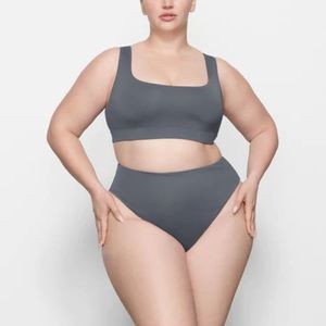 SKIMS Swim Mid Waist Bottoms Onyx